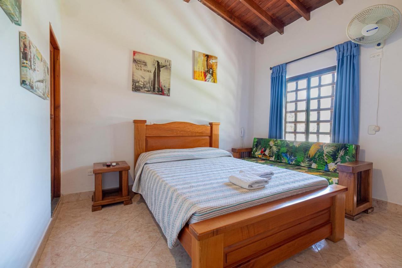 Hotel Villa Camila Ла-Пинтада Экстерьер фото