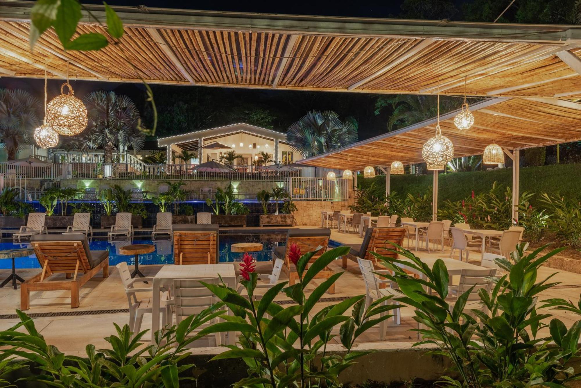 Hotel Villa Camila Ла-Пинтада Экстерьер фото