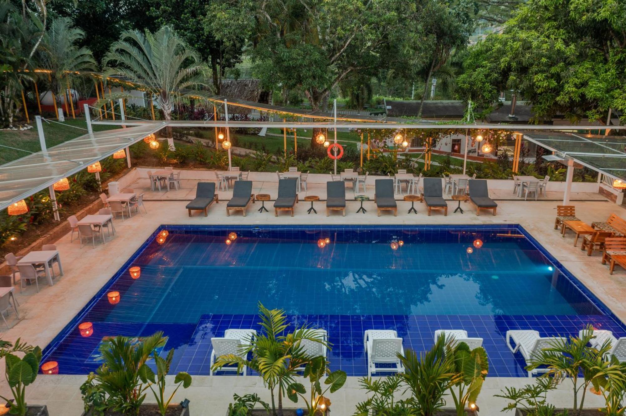 Hotel Villa Camila Ла-Пинтада Экстерьер фото