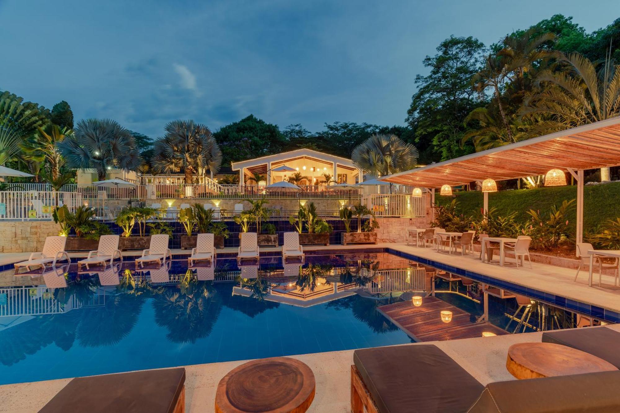 Hotel Villa Camila Ла-Пинтада Экстерьер фото