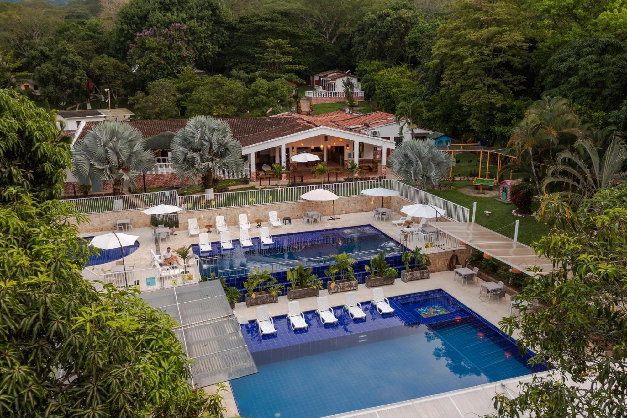 Hotel Villa Camila Ла-Пинтада Экстерьер фото