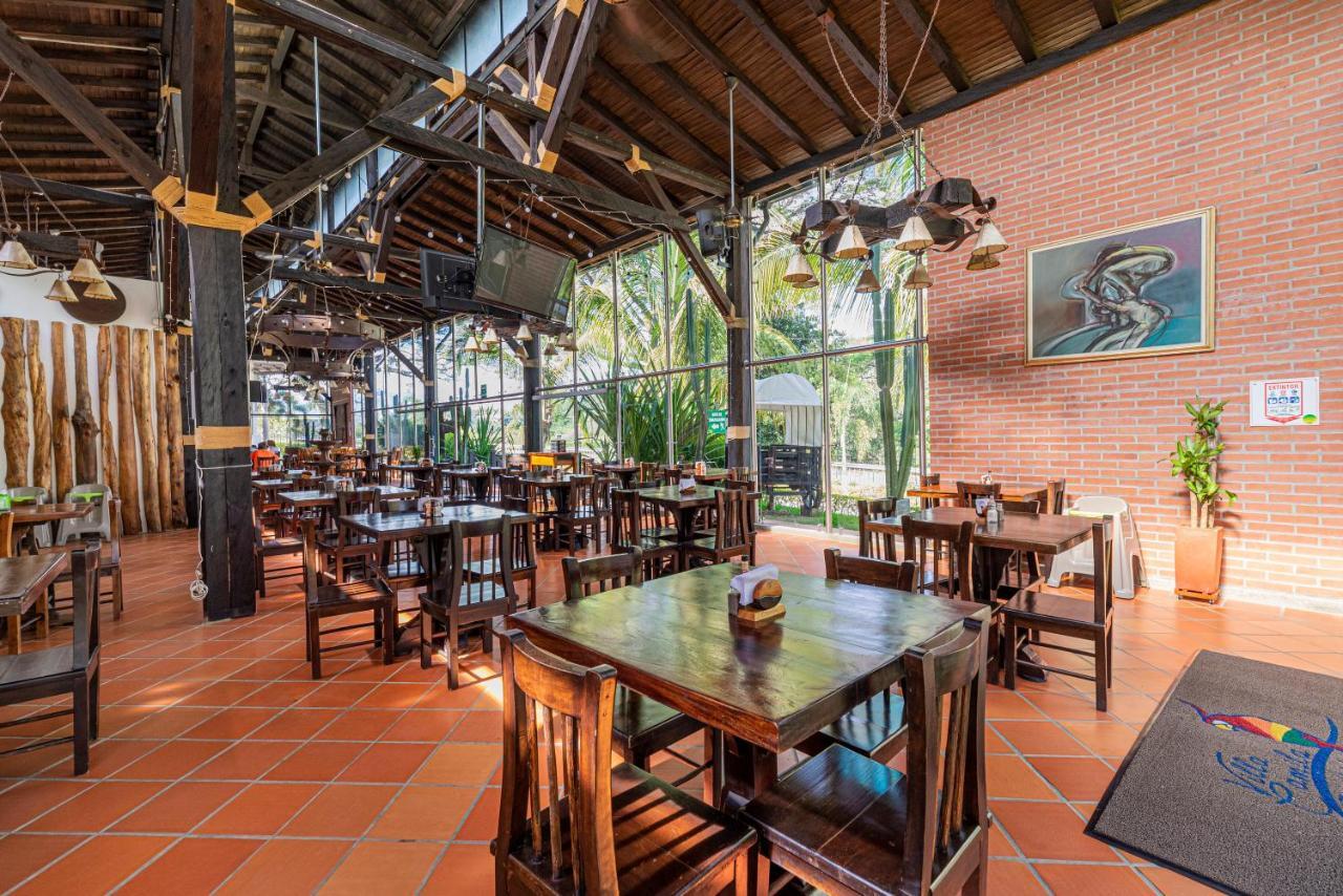 Hotel Villa Camila Ла-Пинтада Экстерьер фото